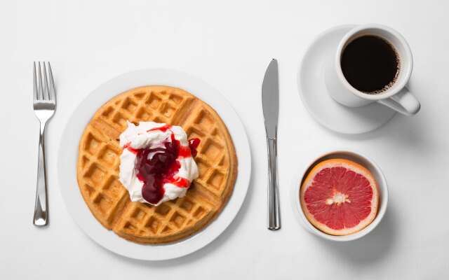 The Marina Inn on San Francisco Bay