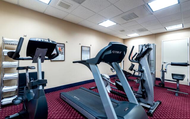 Holiday Inn Express & Suites Lathrop by IHG