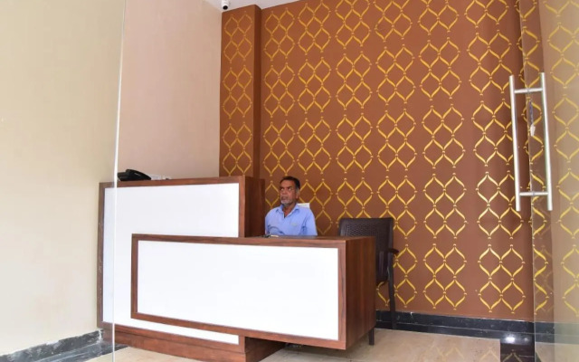 Chandra Royal Residency