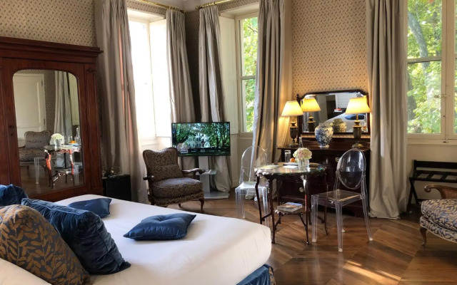 Hotel Château Des Alpilles