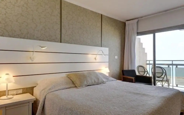 Residence Beach Hotel