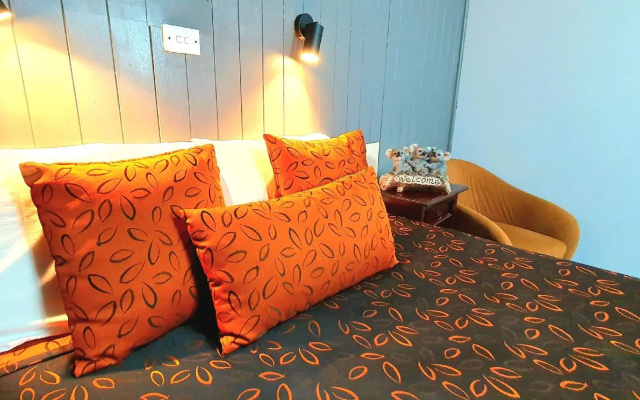 Young Goldrush Motel – Guest Rooms – Young