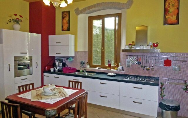 Exclusive Villa In The Countryside Of Pistoia With Private Pool And Hot Tub