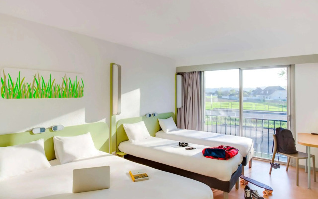 ibis budget Pau Lescar