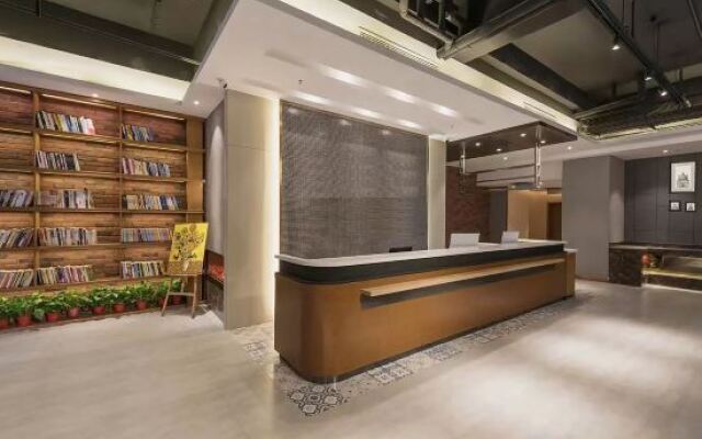 Chamfan Hotel (Tianjin Jinghai Dongfanghong Road Branch)