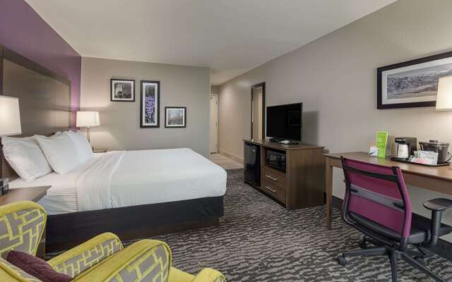 La Quinta Inn & Suites by Wyndham Visalia/Sequoia Gateway