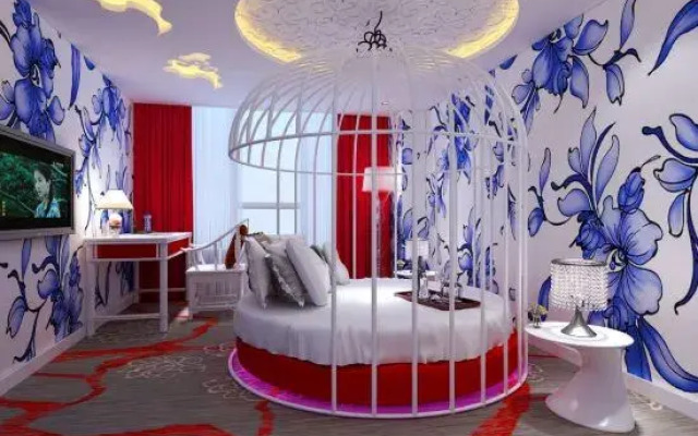 Lushan Wei'ai Theme Hotel