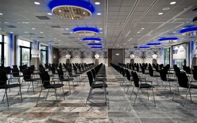 Mainport Hotel Rotterdam, a Hilton Affiliate Hotel