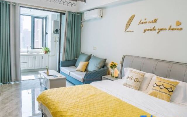 Shimeng Light Luxury Homestay