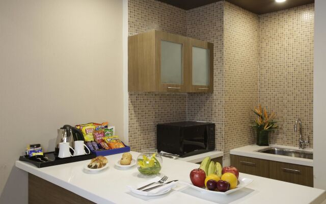 Golden Tulip Suites Gurgaon