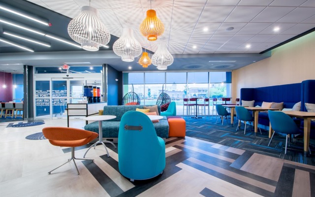 Tru by Hilton Lafayette River Ranch