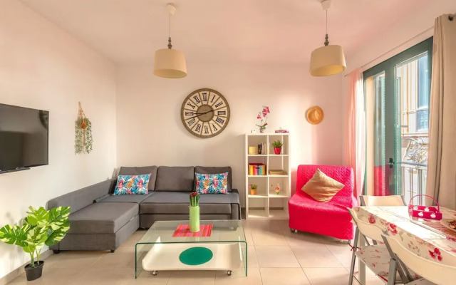 Skysea Holidays City Center Suites