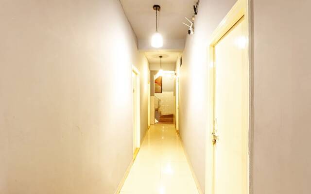 OYO 11521 Homestead Stay
