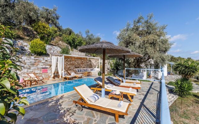 "villa Avaton With Magnificent sea View and Skopelos Town"