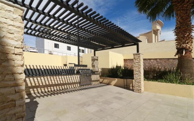 Hampton By Hilton Chihuahua