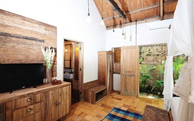 Desa Alamanis Resort Vila