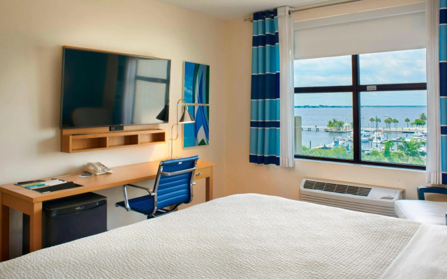 Four Points by Sheraton Punta Gorda Harborside