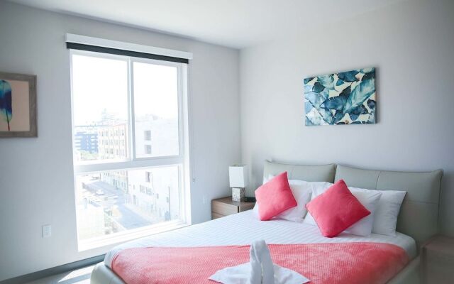 Fully Furnished Suites near Little Tokyo