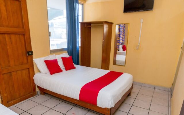 OYO Hotel Zihuatanejo Malibu