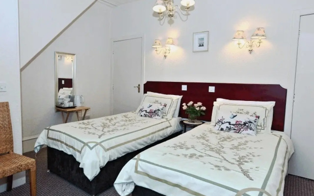 Brentwood Villa Bed and Breakfast