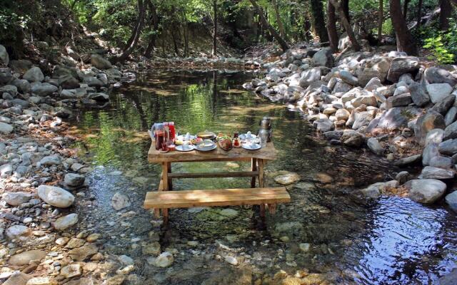 Antik Vadi Bungalov Otel