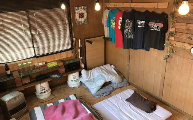 Norishico Auto Guest House - Hostel