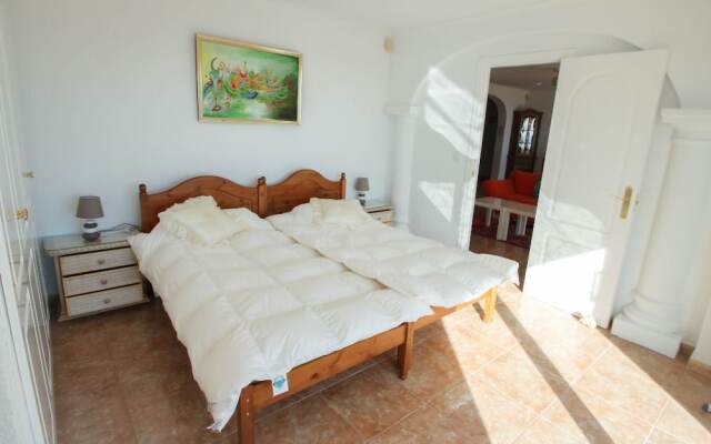 Mimo - sea view villa with private pool in Moraira-Teulada
