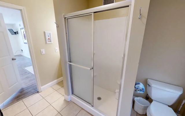 Holiday House 5 Bedroom Home