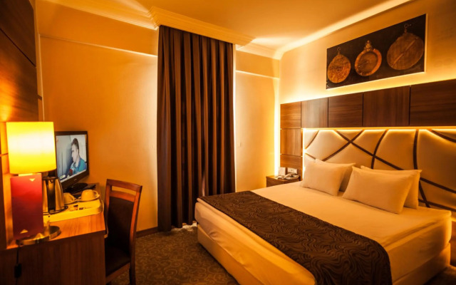 Rumi Hotel