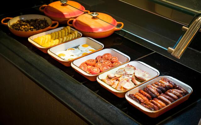 Holiday Inn Peterborough West by IHG