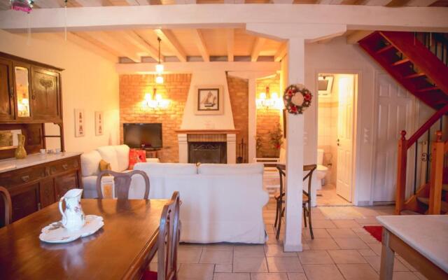 Traditional House in the Centre of Vasiliki