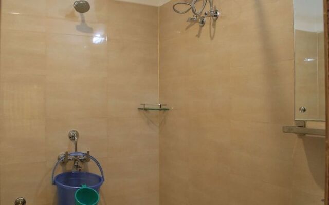 Hotel Kumud Plaza
