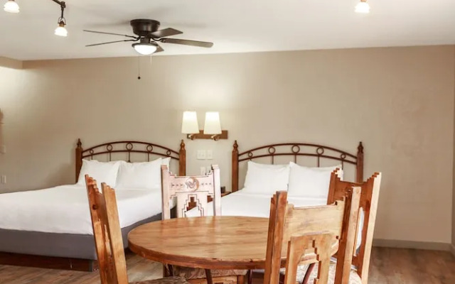 Aarchway Inn