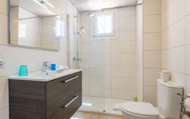 Orange Colom Seaside Apartments