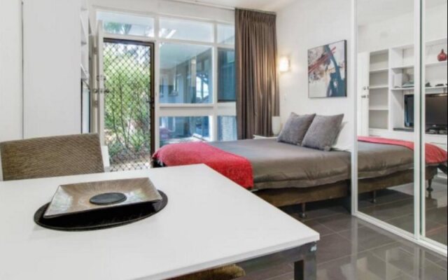 Adelaide DressCircle Apartments
