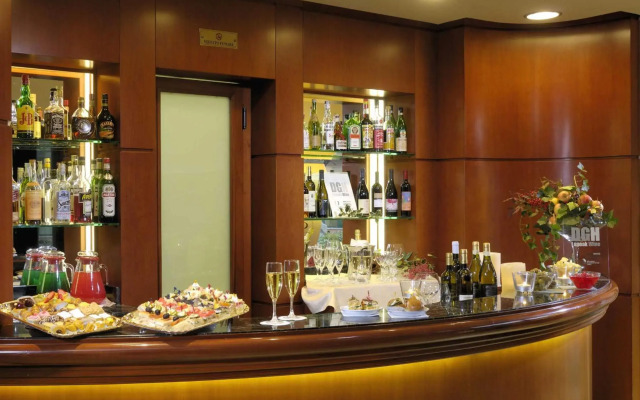 Phi Hotel Emilia