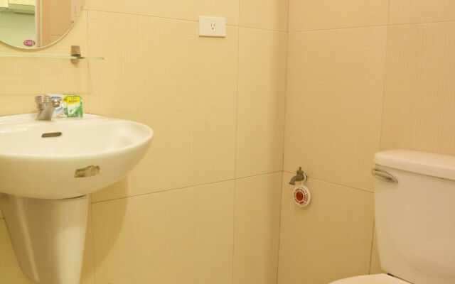 Airport Apartments Manila