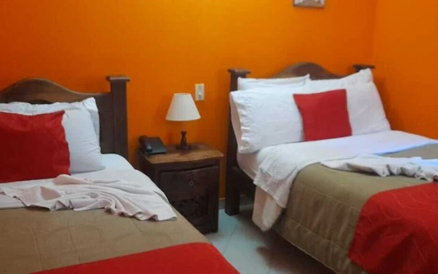 casa quinta hotel la candelaria sas