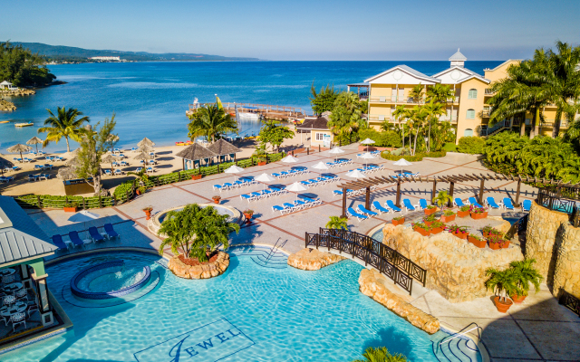 Jewel Paradise Cove Adult Beach Resort & Spa – All Inclusive