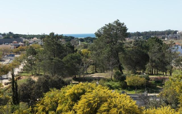 Sunny Apartment Al-Sakia, Quarteira, Vilamoura