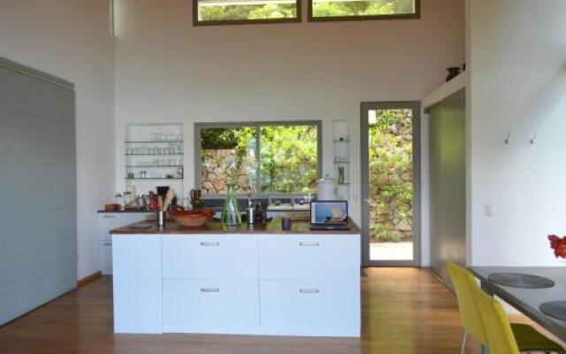 Anzan House