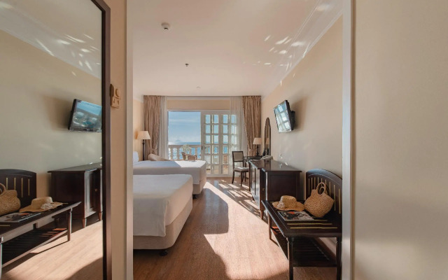 Sunrise Nha Trang Beach Hotel & Spa