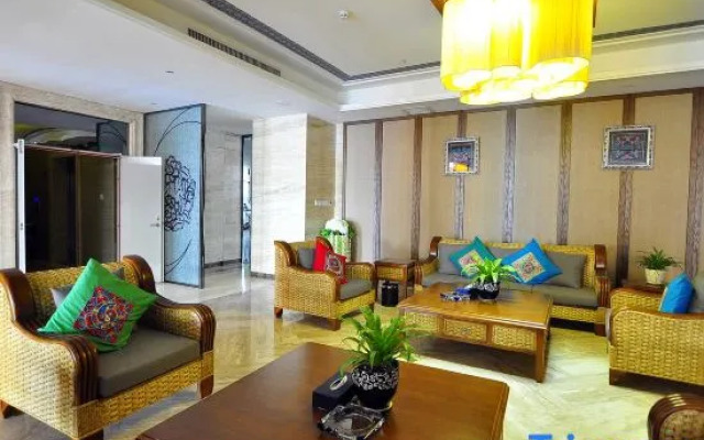 Rongting Holiday Inn Luoping