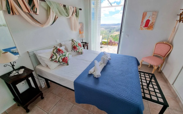 Kefalonia Family Getaway - Summer Garden Retreat