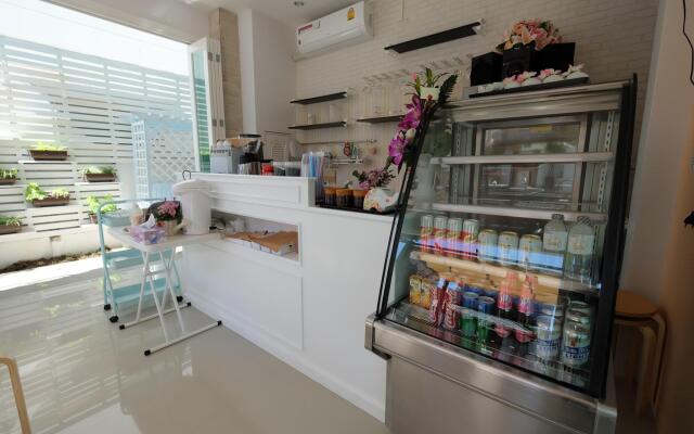 Noble Baan Pastel