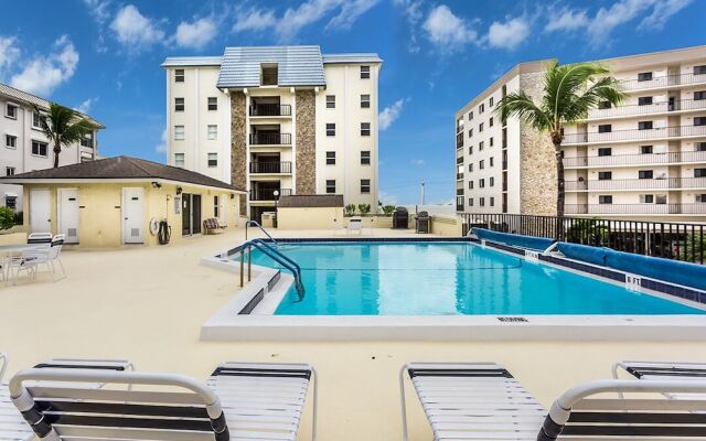 Island Beach Club 304