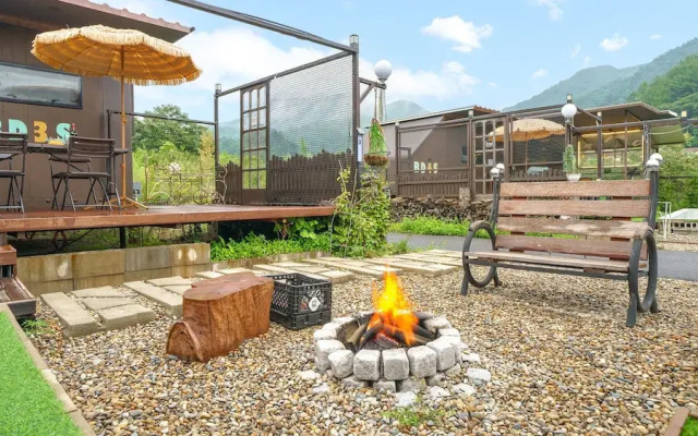 Gapyeong Bd7s Glamping&caravan