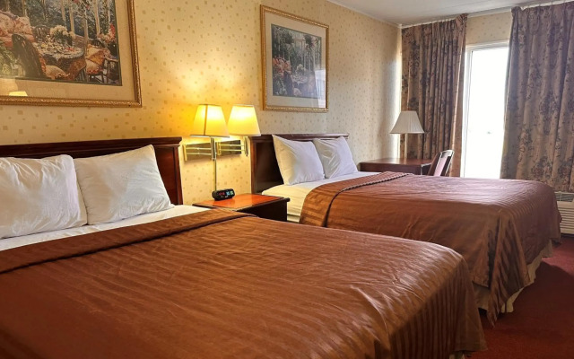 Travelodge by Wyndham Seymour