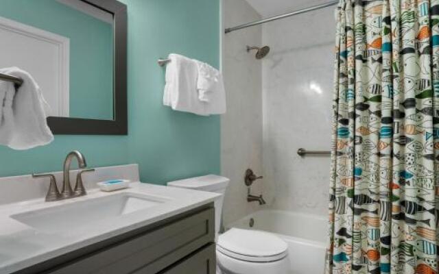 Summer Breeze Condominium 211