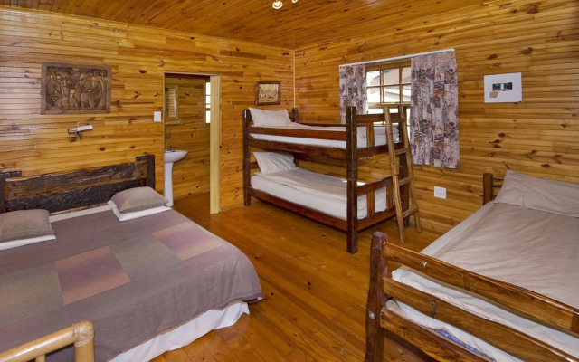 Lungile Backpackers Lodge